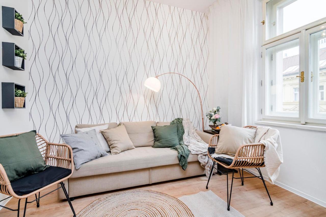 Charming Apartments Prague By Michal&Friends Esterno foto