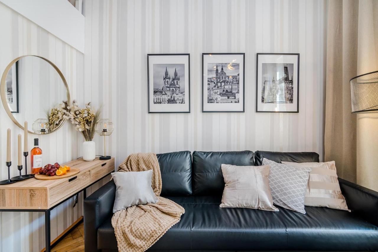 Charming Apartments Prague By Michal&Friends Esterno foto